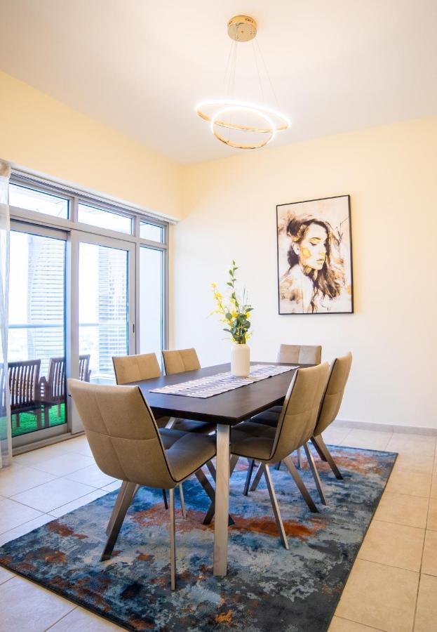 Scenic 2 Bedroom Apartment - Downtown Business Bay Dubai Exteriör bild