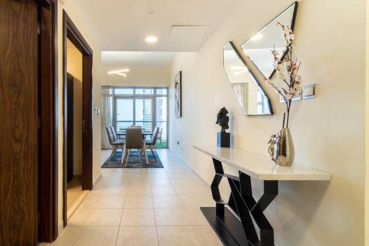 Scenic 2 Bedroom Apartment - Downtown Business Bay Dubai Exteriör bild